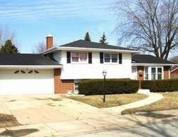 Pre-foreclosure Listing in MCVICKER AVE OAK LAWN, IL 60453