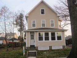  E 1st St, Clifton NJ