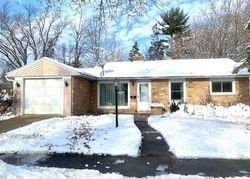 Pre-foreclosure in  E DENNISON ST Appleton, WI 54915