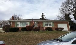 Pre-foreclosure in  HILLSIDE CT York, PA 17406