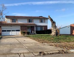 Pre-foreclosure in  KENTFIELD DR Dayton, OH 45426