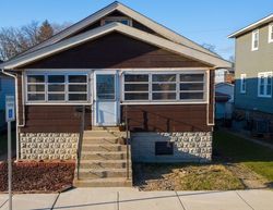 Pre-foreclosure Listing in REESE AVE WHITING, IN 46394