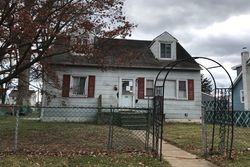 Pre-foreclosure Listing in MAPLE AVE CROYDON, PA 19021