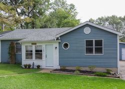  N Carol Ln, Lake Villa IL