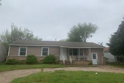 Pre-foreclosure in  N GARRISON PL Tulsa, OK 74126