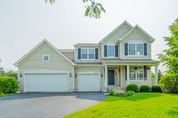  Whirlaway Ln, Montgomery IL