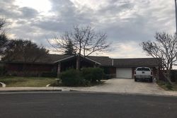 Pre-foreclosure in  OXFORD AVE Clovis, CA 93612