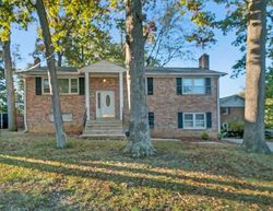 Pre-foreclosure Listing in TAFT RD TEMPLE HILLS, MD 20748