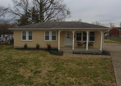Pre-foreclosure in  KIM CT Louisville, KY 40214
