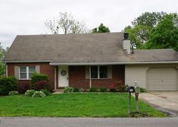 Pre-foreclosure in  PARKVIEW DR Boonville, IN 47601