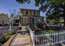 Pre-foreclosure in  E DECATUR ST Decatur, IL 62521