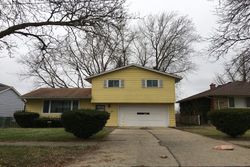 Pre-foreclosure in  DONOVAN DR Cleveland, OH 44125