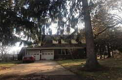 Pre-foreclosure in  KNOLL RD Kent, OH 44240