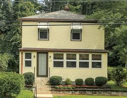 Pre-foreclosure Listing in AYERS VILLAGE RD METHUEN, MA 01844