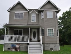Pre-foreclosure in  JOHNSON RD Hampton, VA 23664