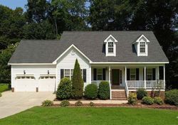 Pre-foreclosure in  HERON CIR Garner, NC 27529
