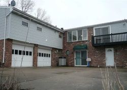 Pre-foreclosure Listing in FIELD ACRES DR GIBSONIA, PA 15044