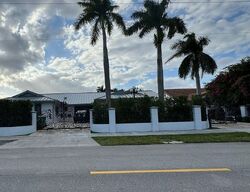 Pre-foreclosure in  SW 139TH AVE Miami, FL 33175