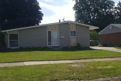 Pre-foreclosure Listing in RUTHERFORD ST CLINTON TOWNSHIP, MI 48035