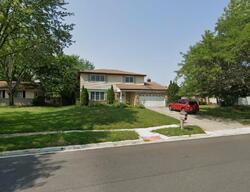 Pre-foreclosure in  AVALON AVE Columbus, OH 43229