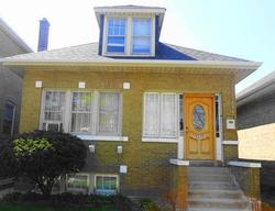 Pre-foreclosure in  W HENDERSON ST Chicago, IL 60641