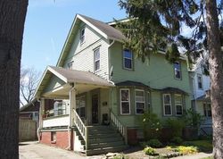 Pre-foreclosure in  HYDE AVE Akron, OH 44302