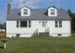 Pre-foreclosure Listing in BARRON HEIGHTS RD DUMFRIES, VA 22025