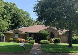 Pre-foreclosure in  HIGH MEADOW CT Fort Worth, TX 76112