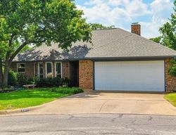 Pre-foreclosure in  SAHARA DR Arlington, TX 76012