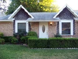  Leigh Ann Ln, Arlington TX