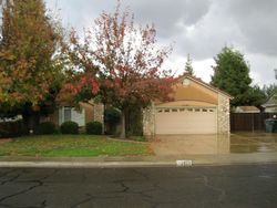  W Robin Ave, Visalia CA