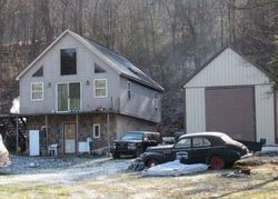 Pre-foreclosure Listing in BREAKNECK RD CONNELLSVILLE, PA 15425