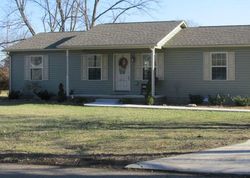 Pre-foreclosure in  HOWELL ST Sparta, TN 38583