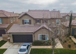 Pre-foreclosure Listing in RIATA LN BAKERSFIELD, CA 93306