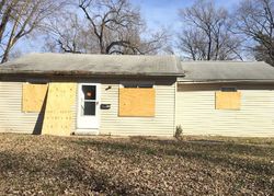  Richard Dr, East Saint Louis IL