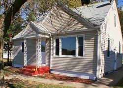 Pre-foreclosure in  23RD ST Moline, IL 61265