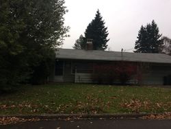 Pre-foreclosure in  S HOLLY ST Canby, OR 97013