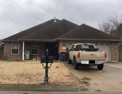 Pre-foreclosure in  SARA ALICE CT Fayetteville, AR 72701