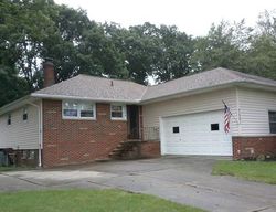 Pre-foreclosure in  CRAIGMERE DR Cleveland, OH 44130