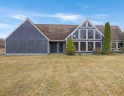 Pre-foreclosure in  LATTINTOWN RD Milton, NY 12547