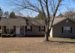 Pre-foreclosure in  GAMEL CEMETERY RD Festus, MO 63028