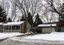 Pre-foreclosure in  ROLLING VIEW DR Saint Paul, MN 55110