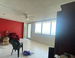 Pre-foreclosure in  COLLINS AVE  Miami Beach, FL 33141