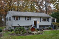 Pre-foreclosure in  OAKLAND DR Spencer, MA 01562