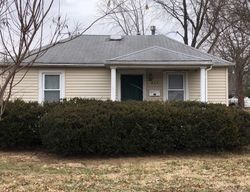 Pre-foreclosure in  SHELLVIEW ST Bethalto, IL 62010