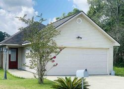 Pre-foreclosure Listing in WILDCAT DR WALKER, LA 70785