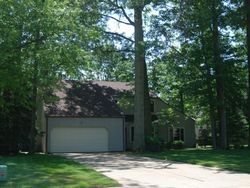 Pre-foreclosure in  MARINER CT Avon Lake, OH 44012