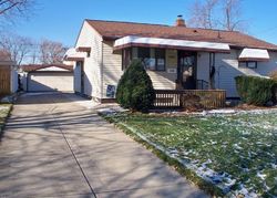  Sandfield Dr, Brook Park OH