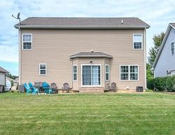 Pre-foreclosure in  SHORELAND CIR Eastlake, OH 44095