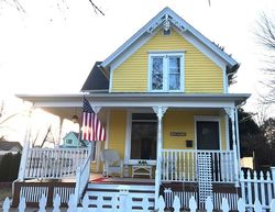  N Worth Ave, Elgin IL
